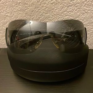 Authentic Prada SPR 22mm sunglasses